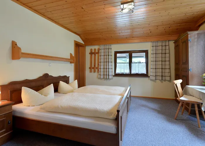 Fruehstueckspension Seefried 3*