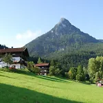 Fruehstueckspension Seefried 3*