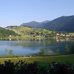 Fruehstueckspension Seefried Гостевой дом 3*