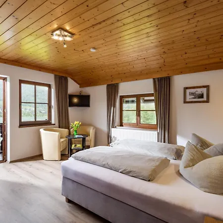 게스트하우스 Fruehstueckspension Seefried 티어제