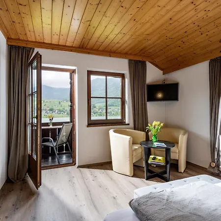 게스트하우스 Fruehstueckspension Seefried