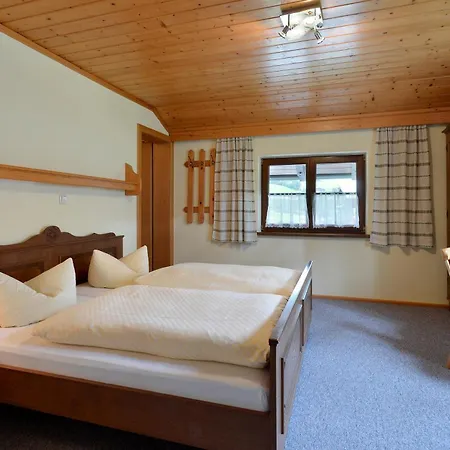 Fruehstueckspension Seefried 3*